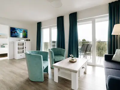 Wohnzimmer mit großem TV