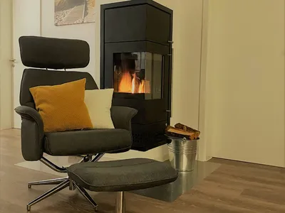 Kamin-/Ofen
