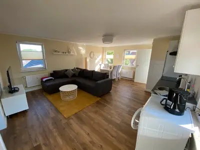 Photo, INSIDE, OUTSIDE