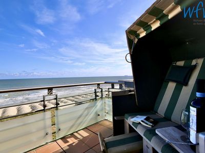 Strandkorb mit Meerblick