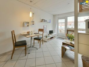 23827821-Ferienwohnung-2-Wangerooge-300x225-4