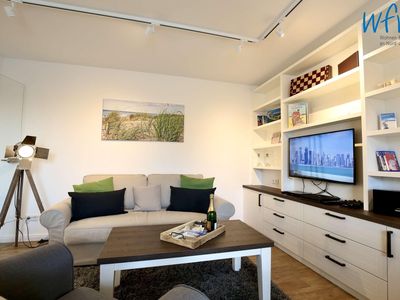 Wohnzimmer / Fernseher mit Amazon Fire TV Stick