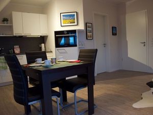 23887405-Ferienwohnung-3-Wangerooge-300x225-5