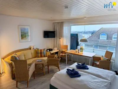 Wohn- und Schlafzimmer