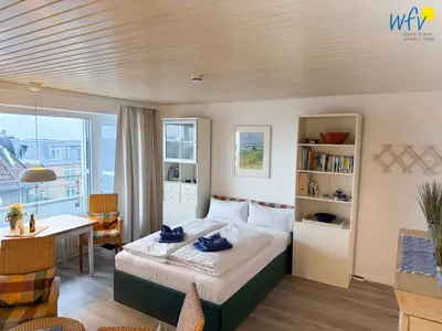 Wohn- und Schlafzimmer