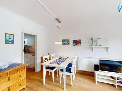 Wohnzimmer / Essbereich