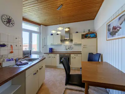 Ferienwohnung Oase am See Waren (Müritz) - Küche mit Essecke