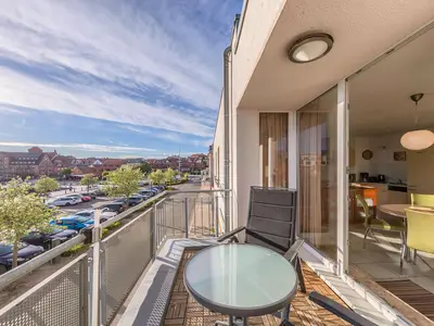 Ferienwohnung Hafenglück Waren (Müritz) - Balkon mit Blick auf den Hafen und die Altstadt