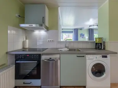 Ferienwohnung Marienkäfer Waren mit praktischer Küchenzeile