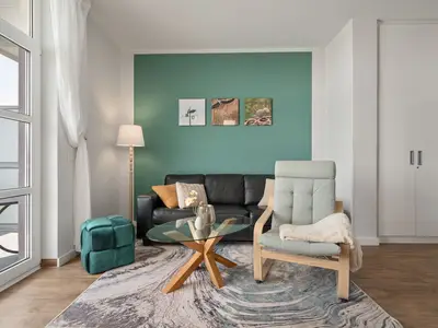 Ferienwohnung Müritzloge Waren mit stilvoll eingerichteten Wohnzimmer