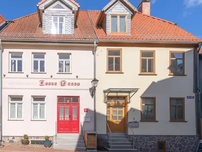 Altstadt-Oase Waren (Müritz) - der Alte Markt, mittendrin und doch am See