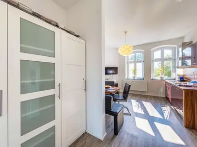 Altstadtapartment Carli Waren (Müritz) - Wohnzimmer im Altstadt-Charm