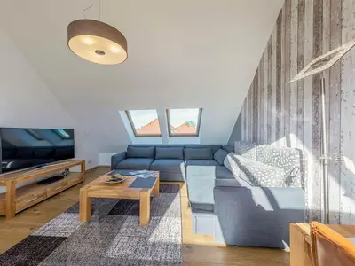 Ferienwohnung Seeblick Waren (Müritz) - lichtdurchfluteter Wohnraum