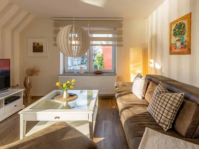Ferienwohnung Kietz-Mole Waren (Müritz) - Wohnzimmer mit Müritz-Blick