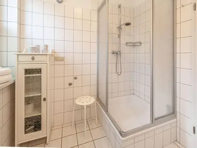 Ferienwohnung Hafenoase Waren (Müritz) - Badezimmer
