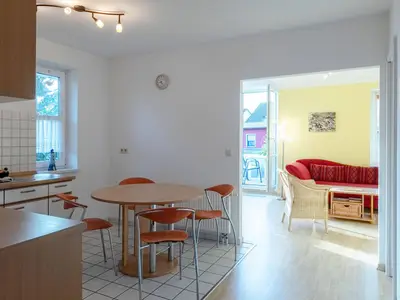 Ferienwohnung Hafenoase Waren (Müritz) - geräumige und  gut ausgestattete Wohnung