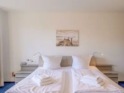 Ferienwohnung HafenLiebe Waren (Müritz) - Schlafzimmer Doppelbett