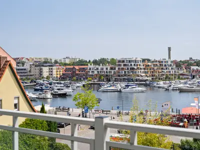 Ferienwohnung Hafenkino Waren (Müritz) - Blick auf den Yachthafen