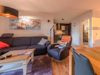Ferienwohnung Fischotter: Wohnzimmer mit Sofa