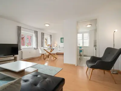 Ferienwohnung Jette Waren (Müritz) - offener Wohn- und Essbereich
