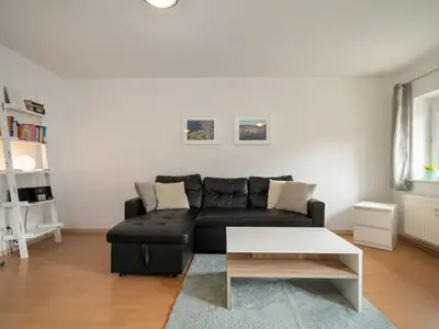 Ferienwohnung Jette Waren (Müritz) - Sofaecke mit Ausblick ins Grüne
