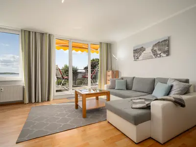 Ferienwohnung Seepferdchen Waren (Müritz) - gemütliches Wohnzimmer Sofa