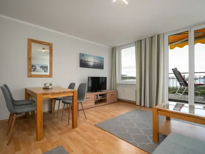 Ferienwohnung Seepferdchen Waren (Müritz) - Essecke im offenen Wohnbereich