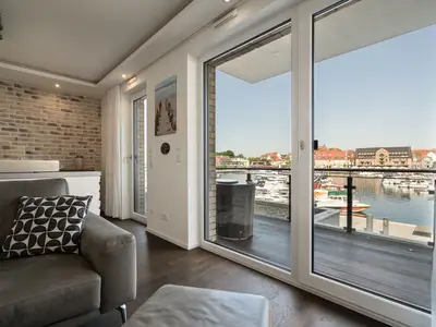 Ferienwohnung First Marina View Hafenresidenz Direkt am Wasser wohnen