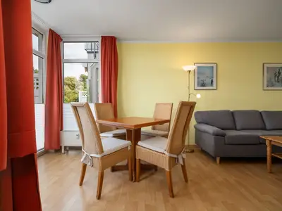 Ferienwohnung Abendsonne Waren - Essbereich im offener Wohnzimmer