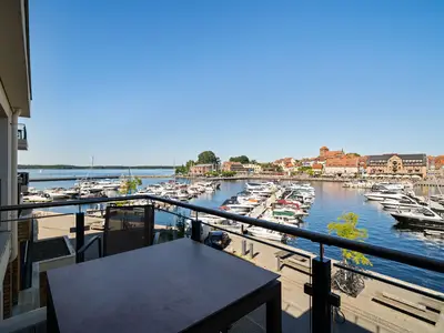 Ferienwohnung Müritz Utkiek Hafenresidenz Ausblick vom Balkon