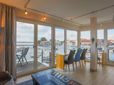 Panorama Suite A 33 - Waren Müritz - Blick auf den Stadthafen