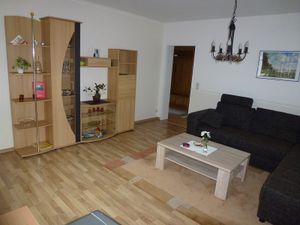 18126381-Ferienwohnung-4-Warendorf-300x225-1