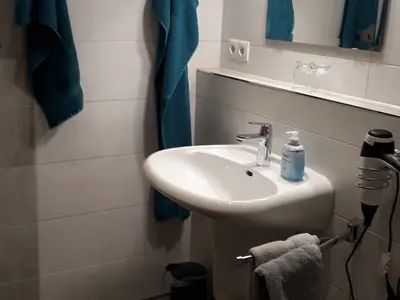 Bad mit Haartrockner