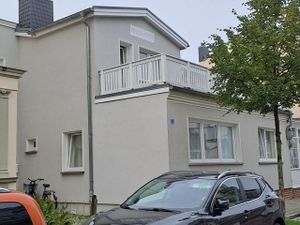 23887623-Ferienwohnung-5-Warnemünde (Ostseebad)-300x225-1