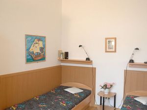 23891562-Ferienwohnung-6-Warnemünde (Ostseebad)-300x225-4