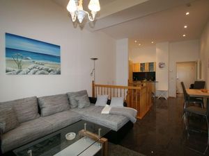 23882864-Ferienwohnung-6-Warnemünde (Ostseebad)-300x225-2