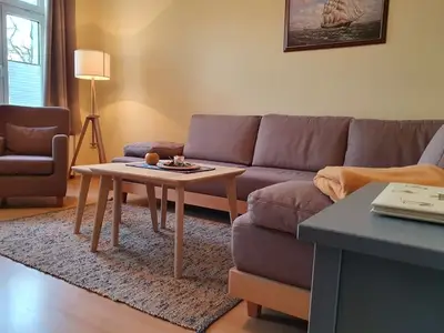Ferienwohnung für 3 Personen (52 m²) in Rostock 1/10