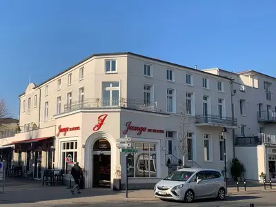 Ferienwohnung für 4 Personen (95 m²) in Rostock 1/10