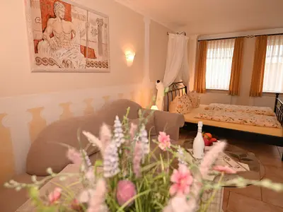 Ferienwohnung für 2 Personen (36 m²) in Warnemünde (Ostseebad) 2/10