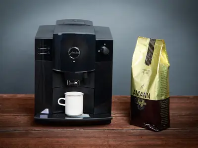 Kaffeemaschine inklusive Bohnen