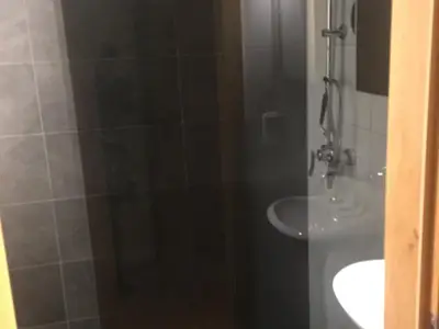 Bad mit Dusche Appartement Sonnherzl