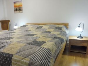 23855329-Ferienwohnung-8-Warwerort-300x225-1