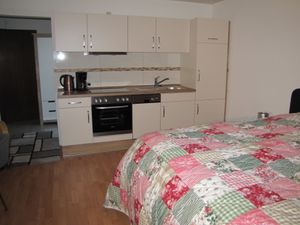 23336225-Ferienwohnung-2-Warwerort-300x225-4