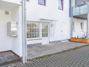 23736703-Ferienwohnung-5-Warwerort-300x225-4