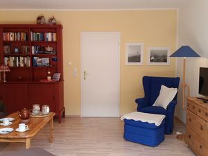 1655955-Ferienwohnung-3-Warwerort-300x225-4