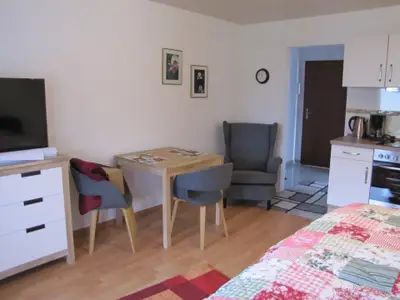 Ferienwohnung für 2 Personen (40 m²) in Warwerort 6/10