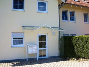 23357809-Ferienwohnung-4-Wasserburg am Bodensee-300x225-5