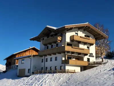 Hausansicht Winter