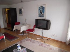 439679-Ferienwohnung-2-Weggis-300x225-2