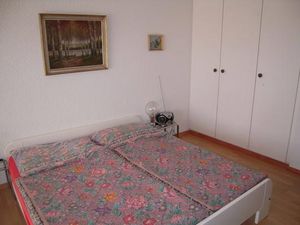 439679-Ferienwohnung-2-Weggis-300x225-4